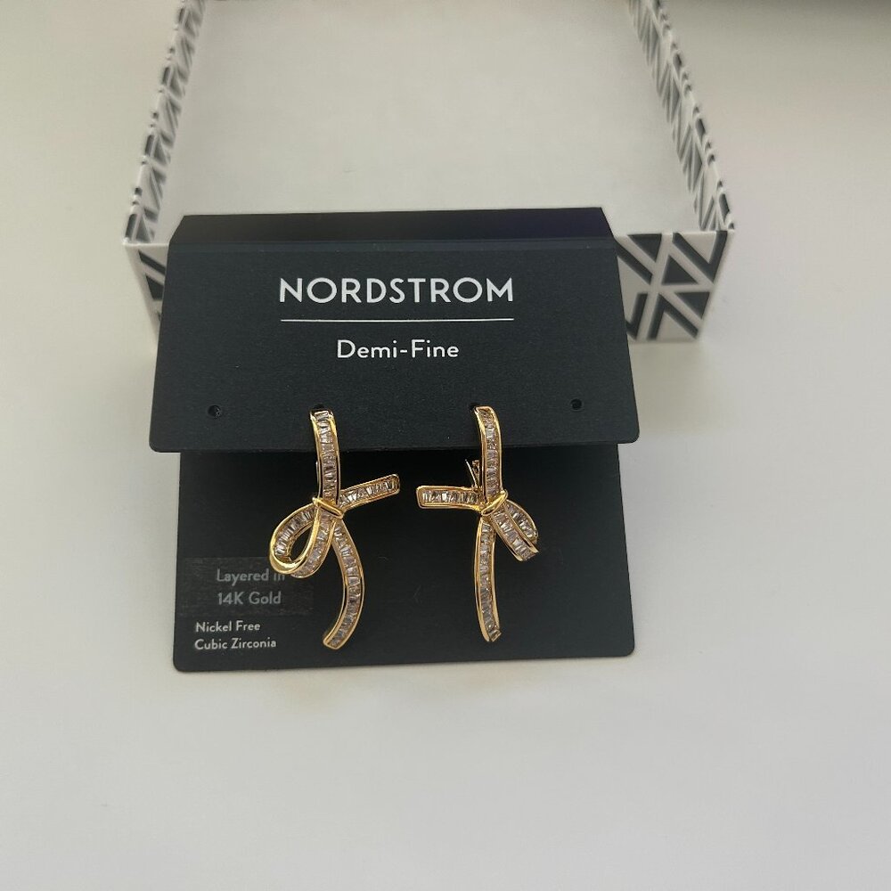 Nordstrom Demi-Fine Baguette Cubic Zirconia Bow Drop Earrings